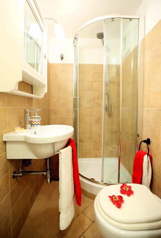Riari Trastevere Apartment Rom Exteriör bild